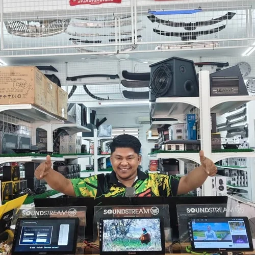 Team Sales: RIDZUAN